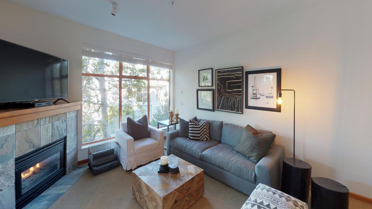 Stoney Creek Northstar By Whistler Premier Apartment Exterior photo